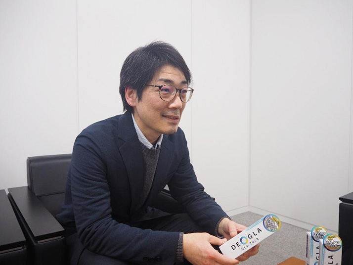 インタビュー